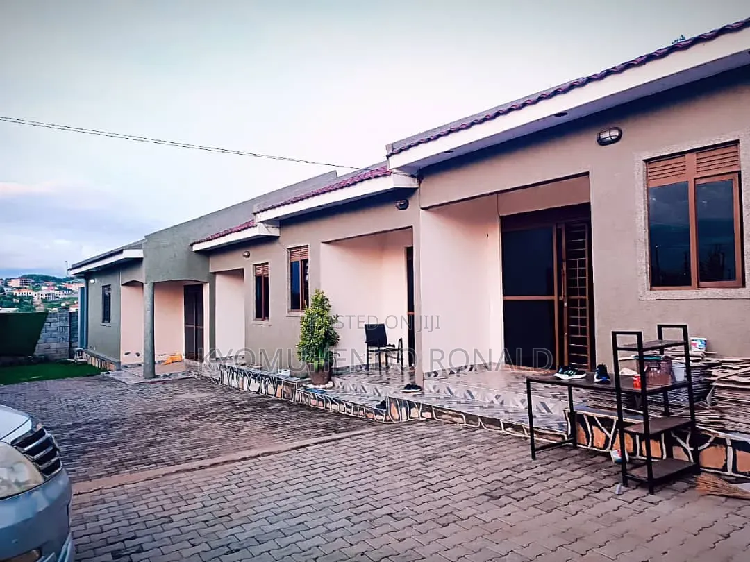 2bdrm Bungalow in Bukoto, Nakawa for rent in Nakawa