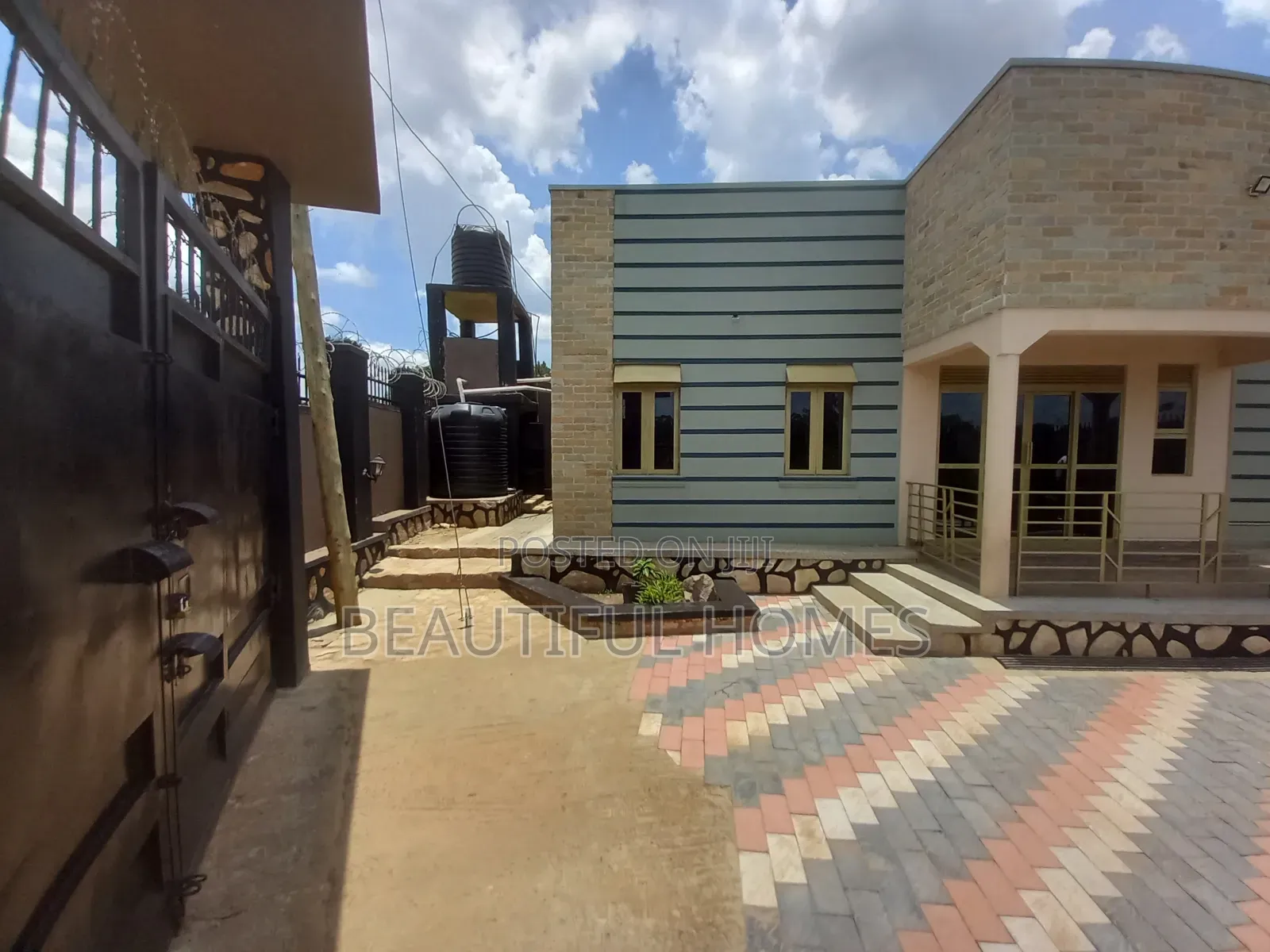 Furnished 3bdrm House in Kira for sale in Kira