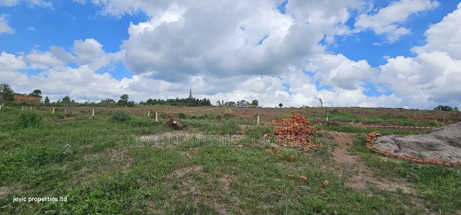 Namayumba Town View Plot Along Hoima Road in Namayumba