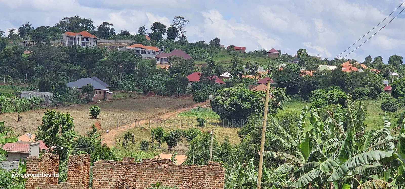 Hot Plot for Sale at Wakiso - Nkowe Mubango in Wakiso / Wakiso