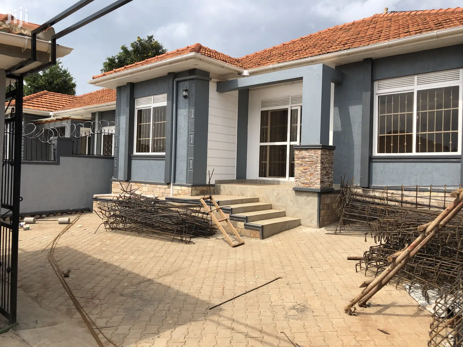 Kira Beautiful House for Sell in Kampala