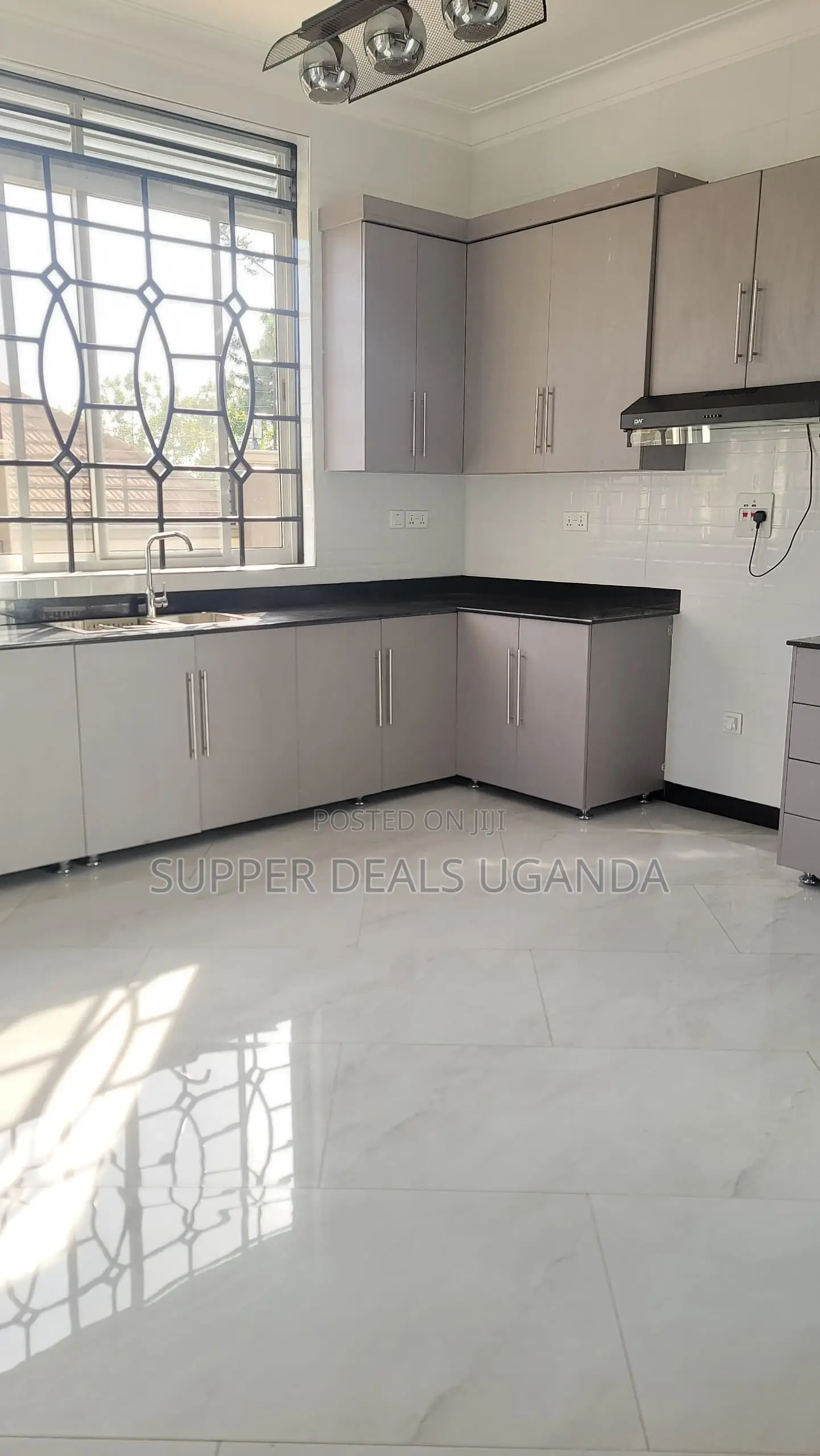 3bdrm Bungalow in Buwate, Nakawa for rent in Nakawa