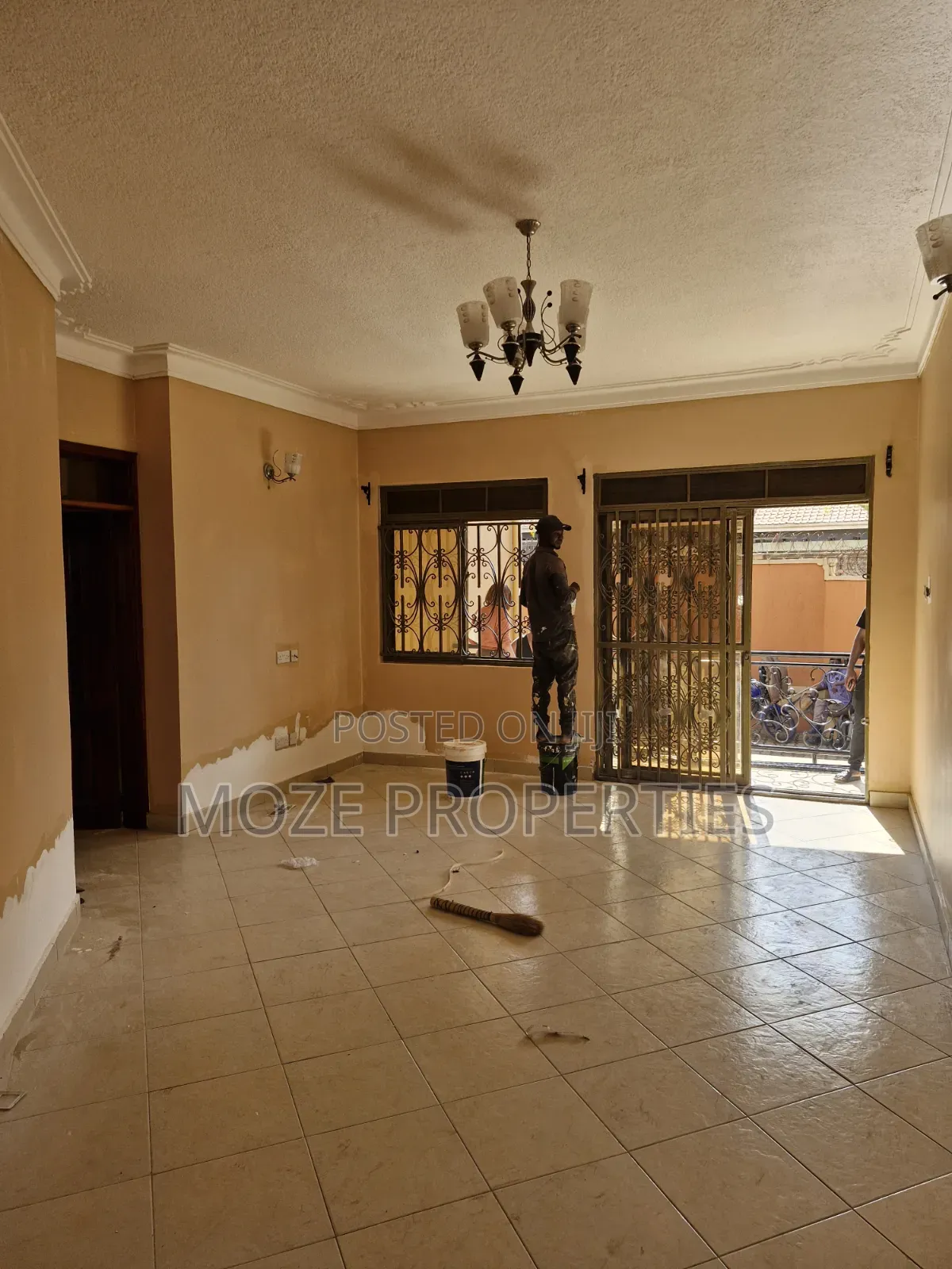 3bdrm Bungalow in Kyaliwajala Kira., Central Division for rent in Central Division