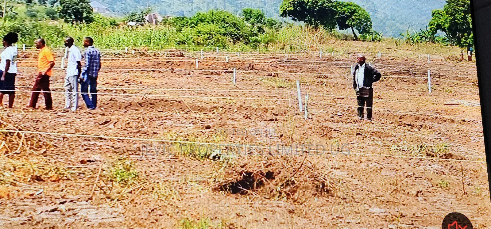 Plots for Sale at Kakiri Gobero Hoima Road in Kakiri