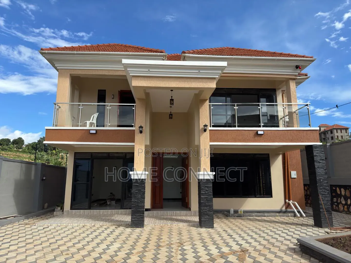 5bdrm Duplex in Serena Kigo, Central Division for sale in Central Division