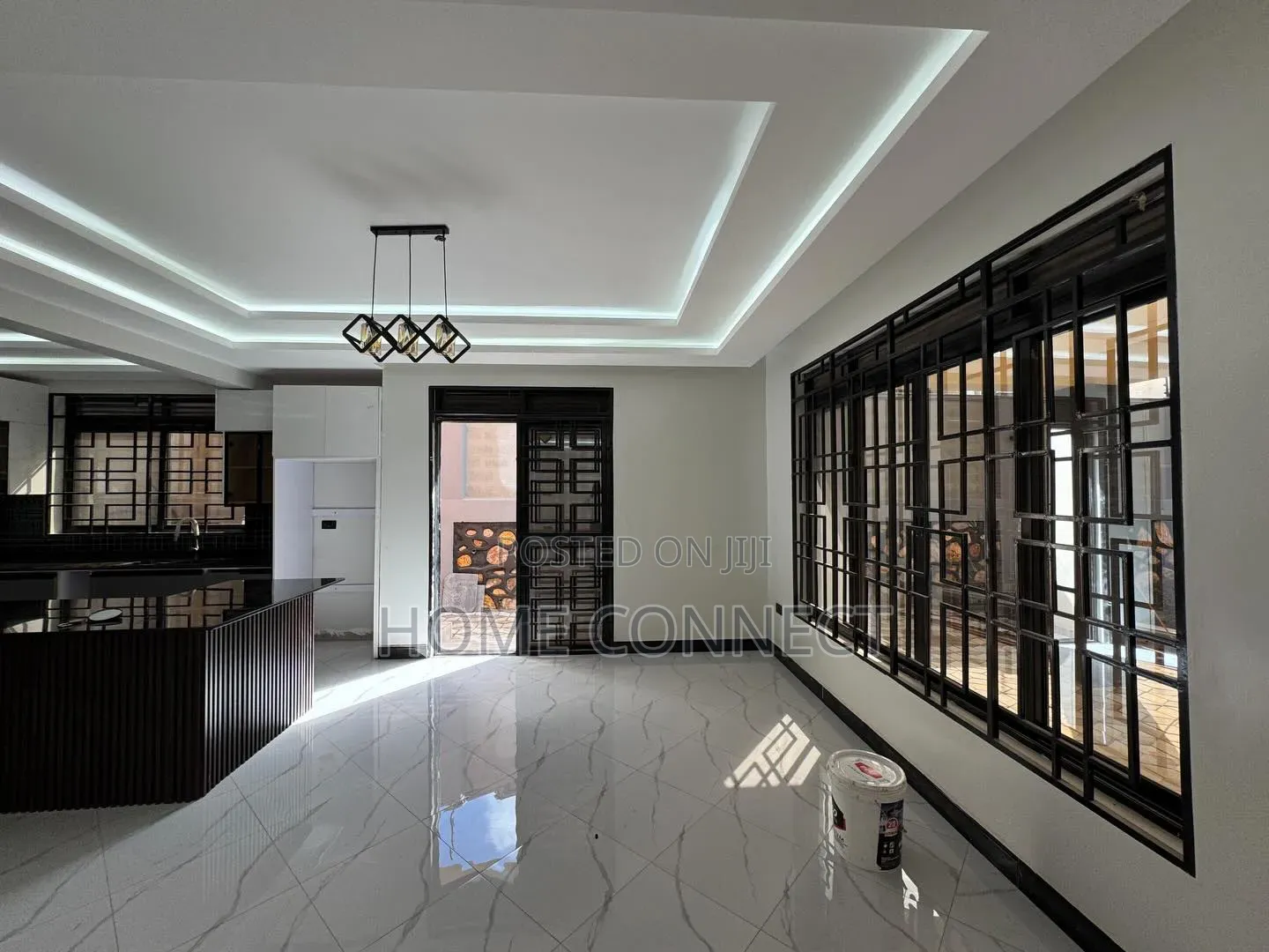 5bdrm Duplex in Serena Kigo, Central Division for sale in Central Division