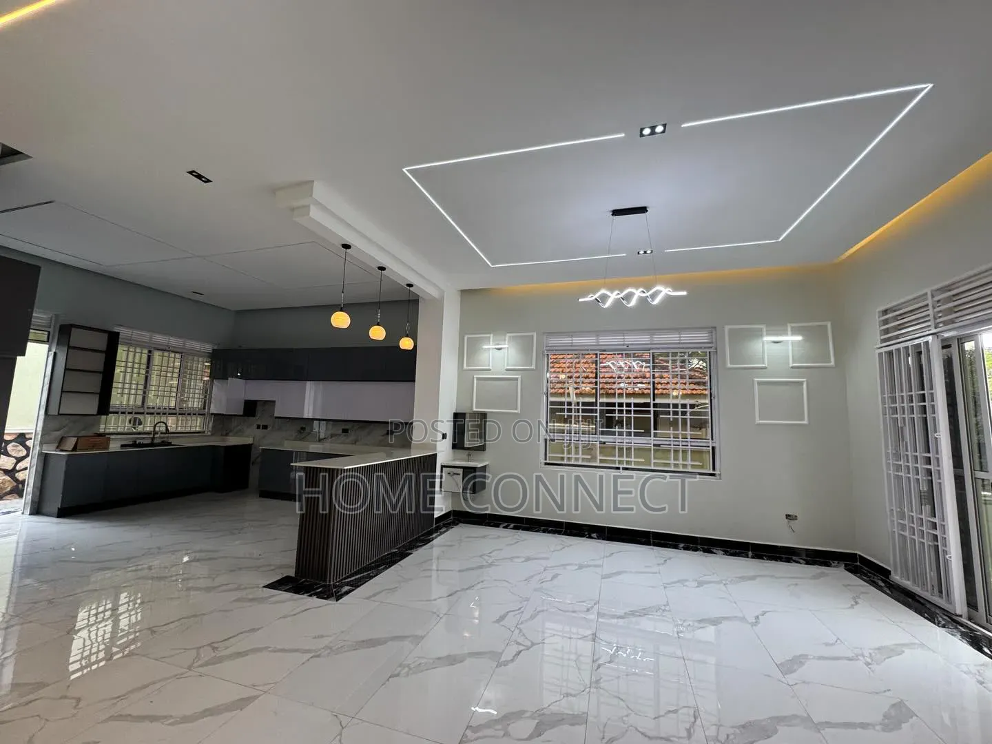 4bdrm Apartment in Kira Mamerito Rd, Central Division for sale in Central Division