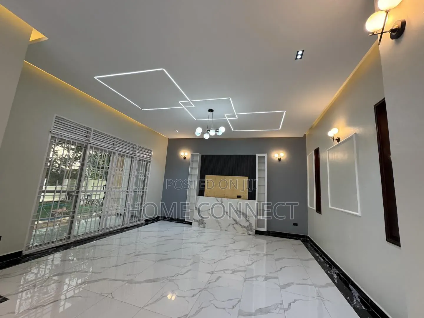 4bdrm Apartment in Kira Mamerito Rd, Central Division for sale in Central Division
