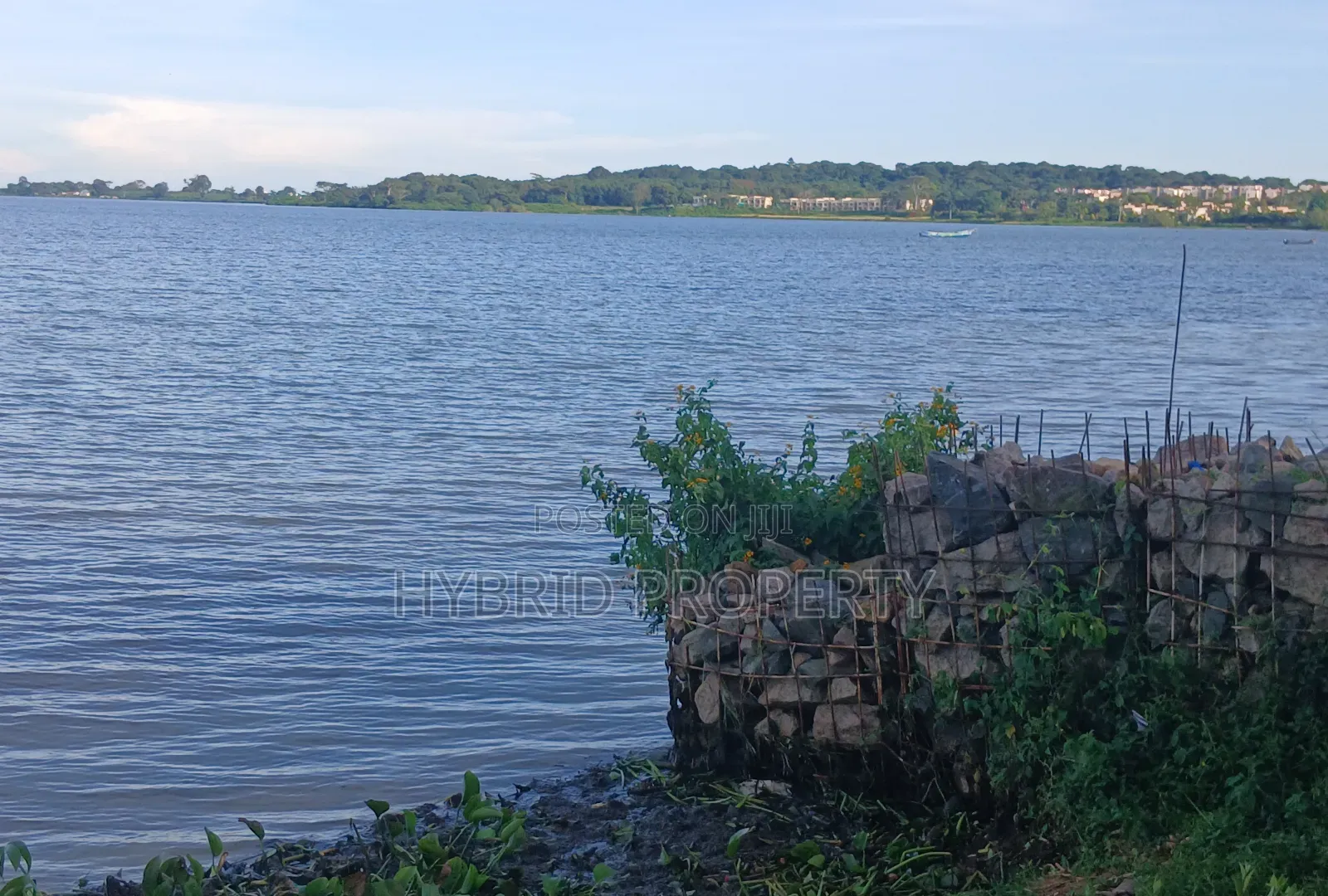 2acres of Land for Sale at Garuga Lake Touch Viewing Pearl Marina. in Katabi