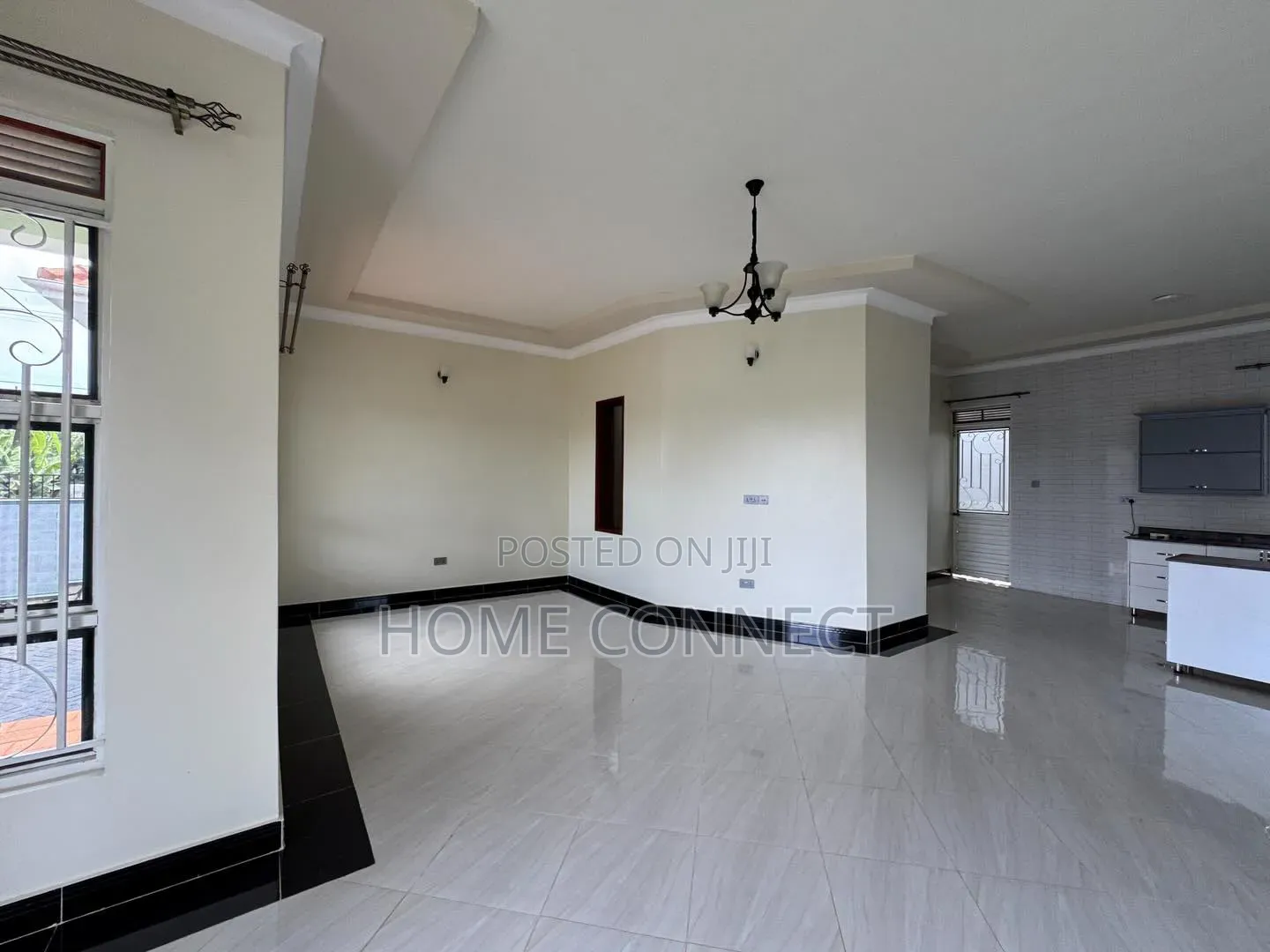 4bdrm Bungalow in Garuga Estate, Central Division for sale in Central Division