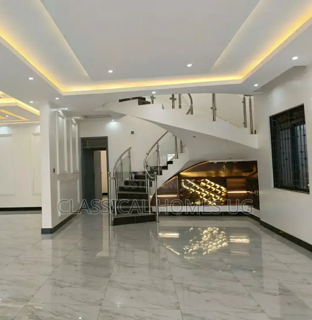 5bdrm Duplex in Kigo Road, Central Division for rent in Central Division