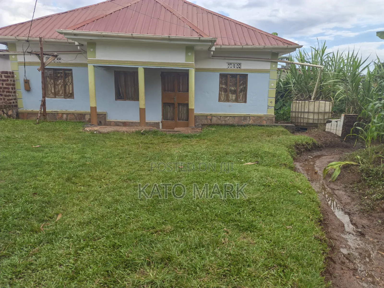 Furnished 3bdrm House in Sonde Estate, Kira for sale in Kira