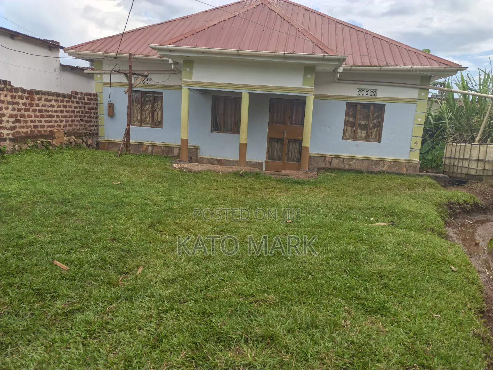 Furnished 3bdrm House in Sonde Estate, Kira for sale in Kira