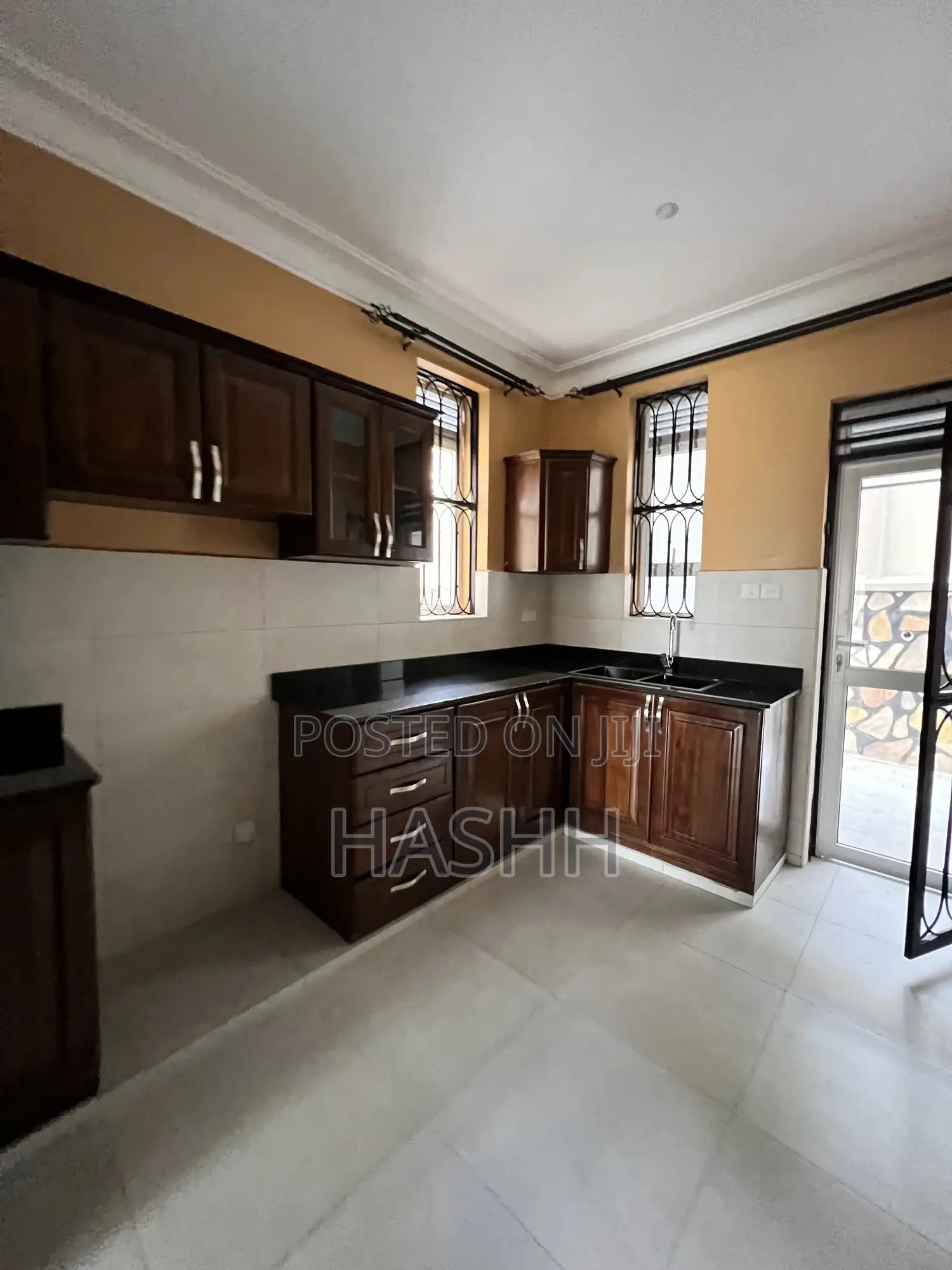 3bdrm Apartment in Lubowa, Central Division for rent in Central Division