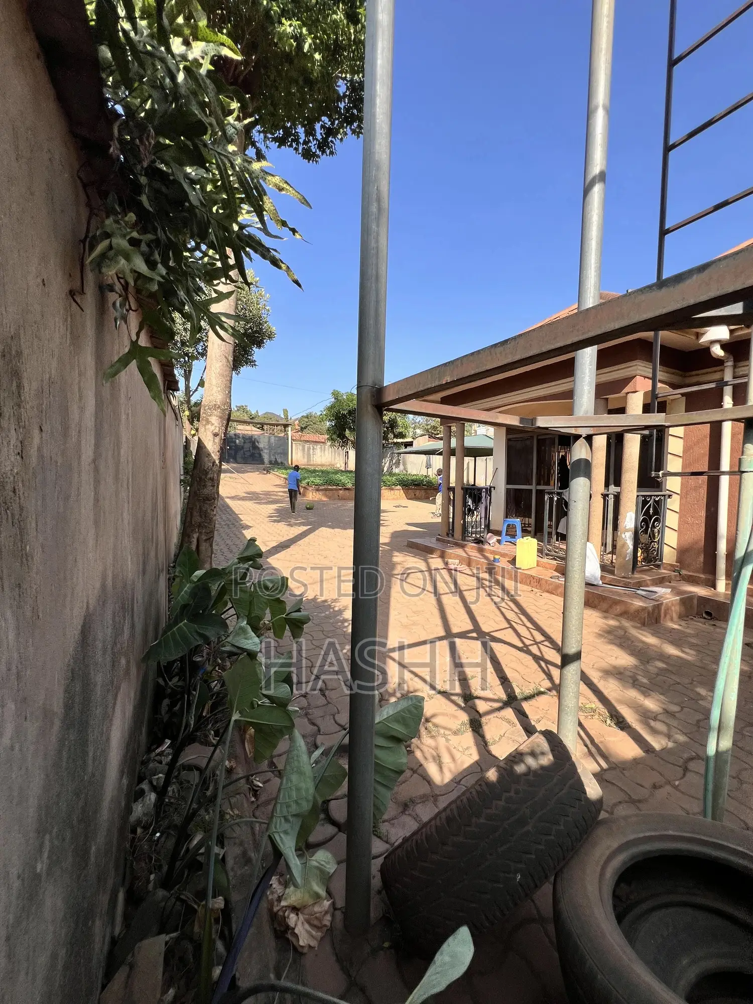 2bdrm House in Buziga, Makindye for sale in Makindye