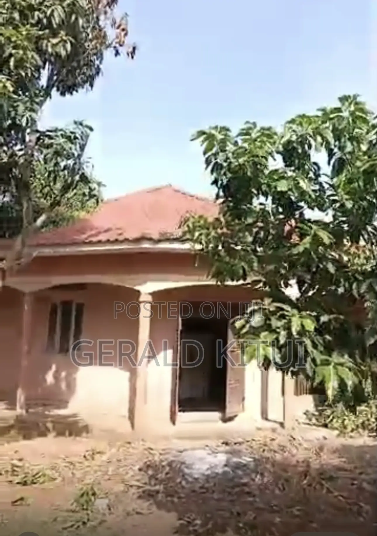 Furnished 6bdrm Apartment in Kabembe Mukono for sale in Mukono TC