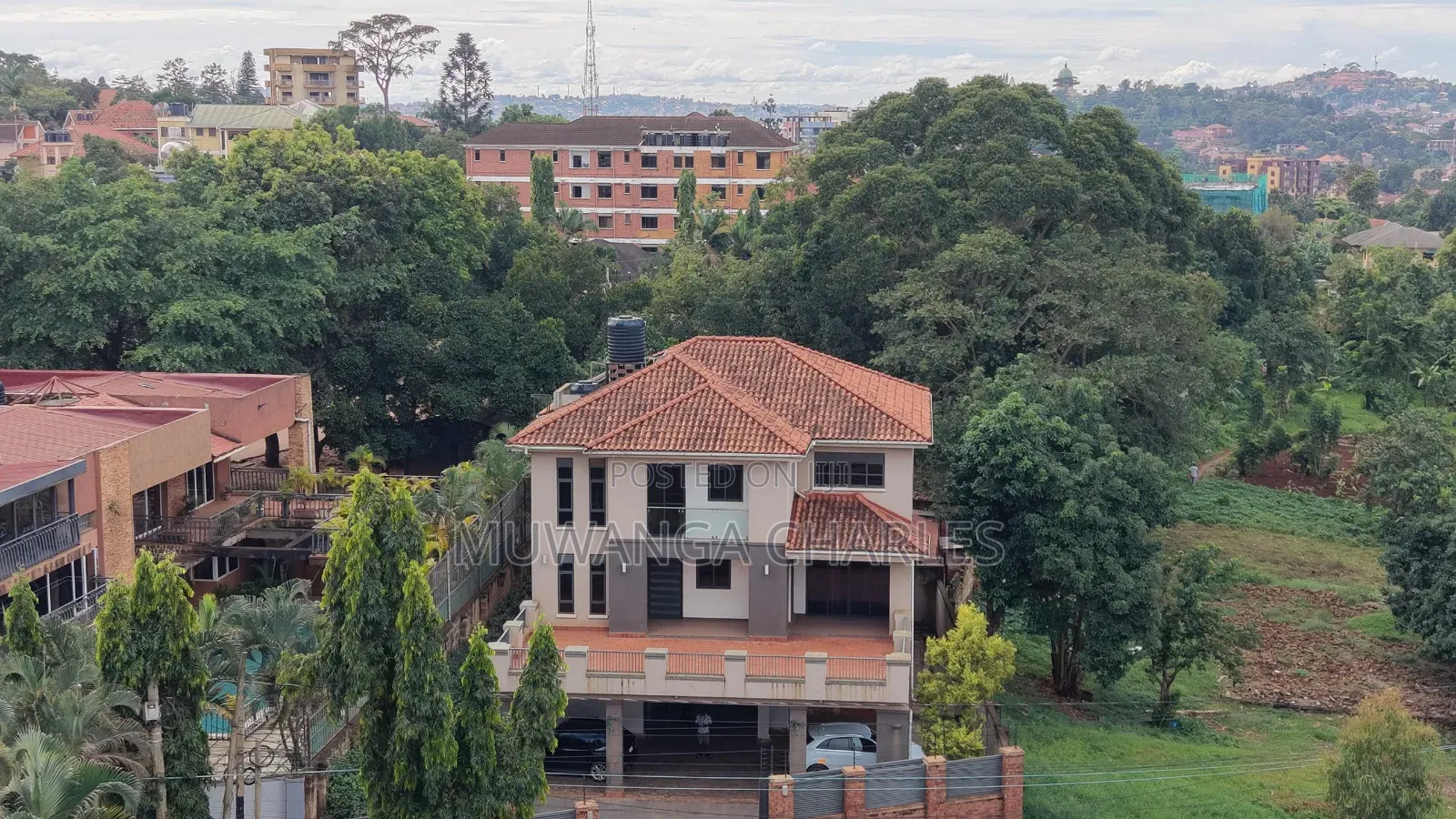 6bdrm Duplex in Fs Properties Ltd, Nakawa for sale in Nakawa