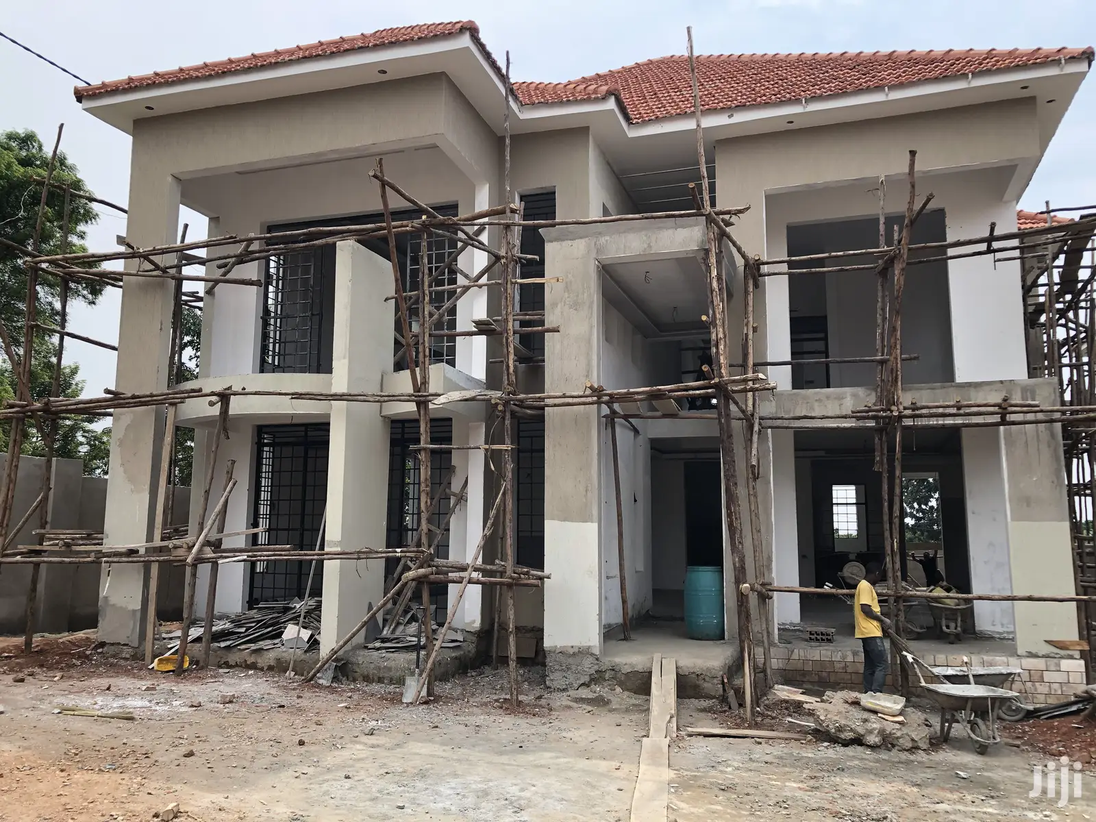 Five Bedroom Mansion In Kira For Sale in Kampala