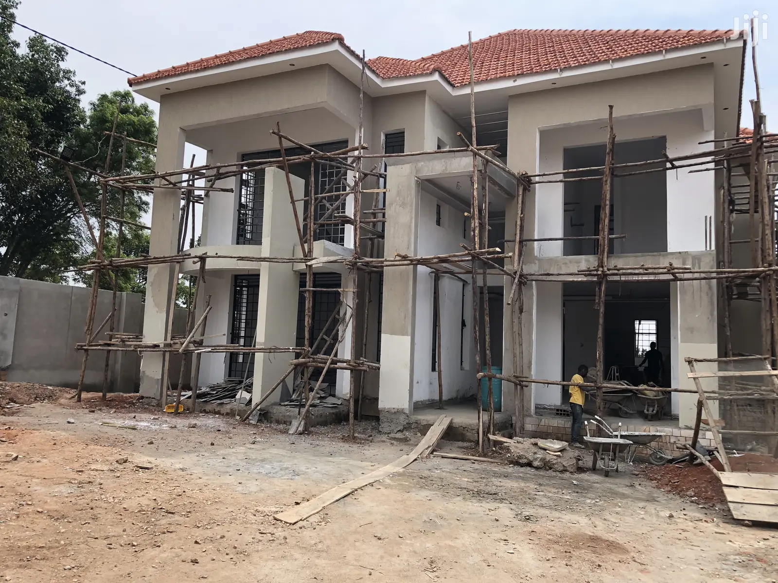 Five Bedroom Mansion In Kira For Sale in Kampala