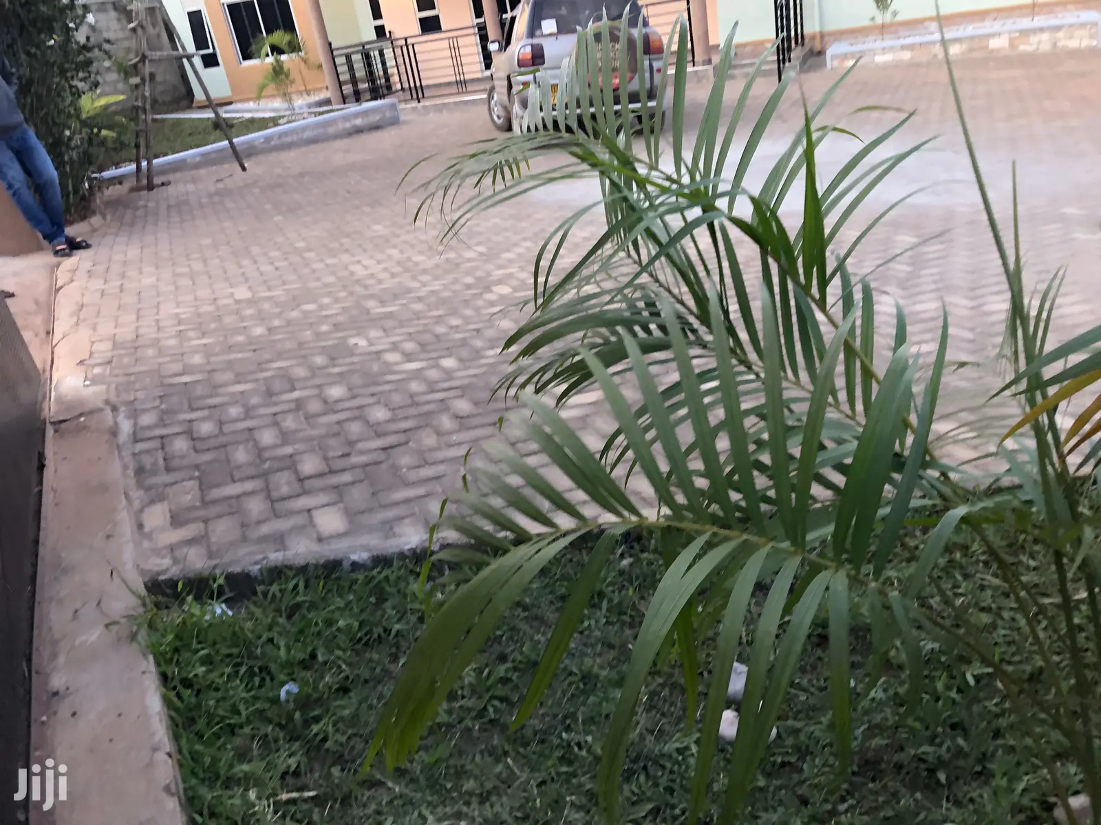 Kira ,Spacious Mansion on Sell in Kampala