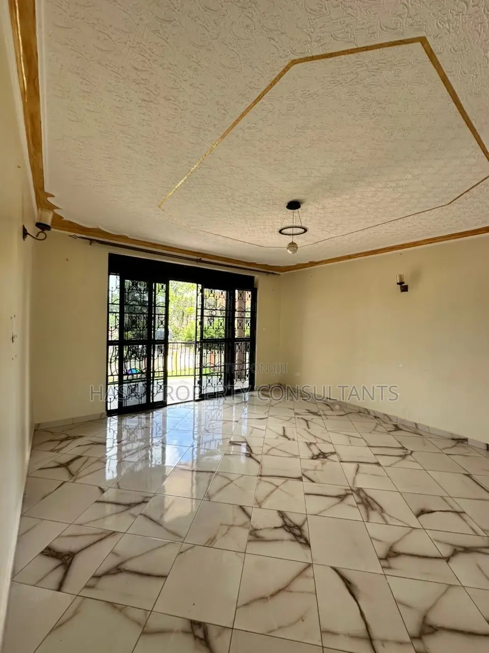 3bdrm Apartment in Muyunyo, Central Division for rent in Central Division