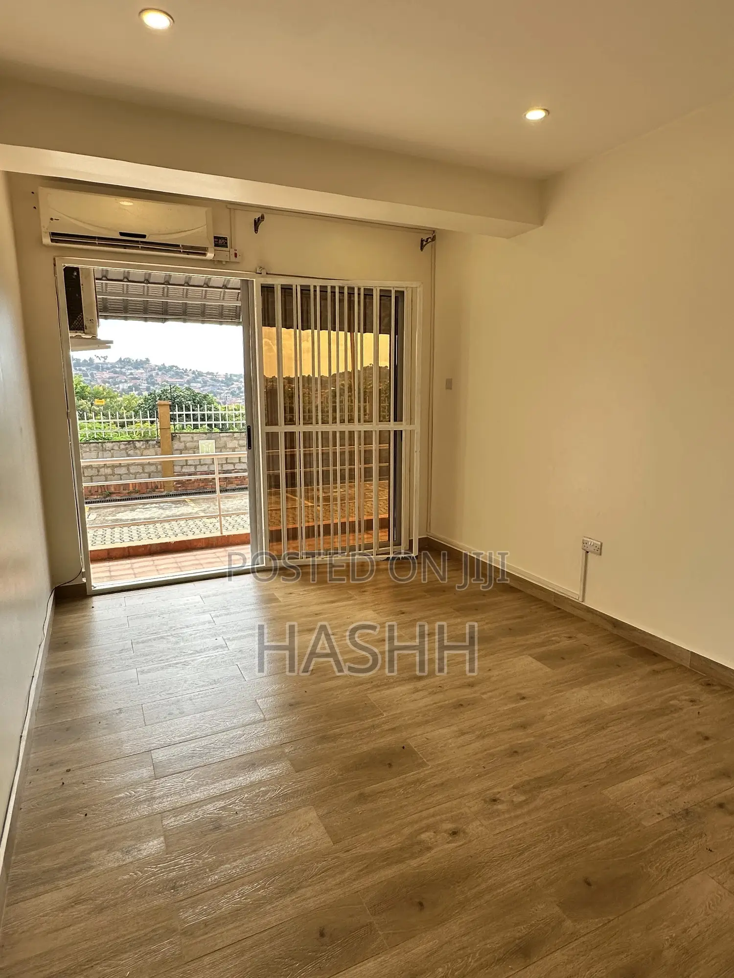 3bdrm Duplex in Iiii, Central Division for rent in Central Division