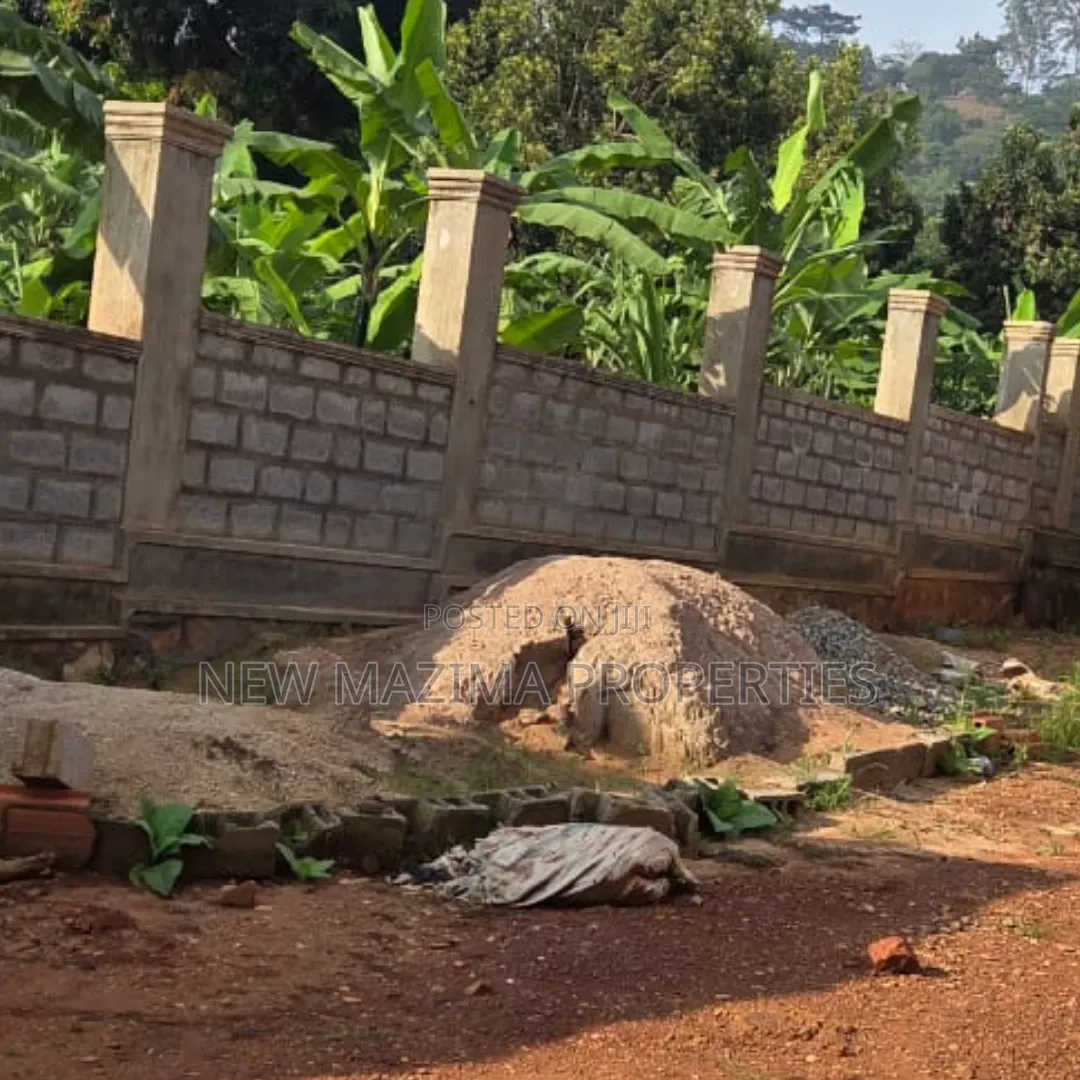 Semi Finished Double Stroy Home on 100 T X 50 T on Forced Sale in Kigo in Central Division