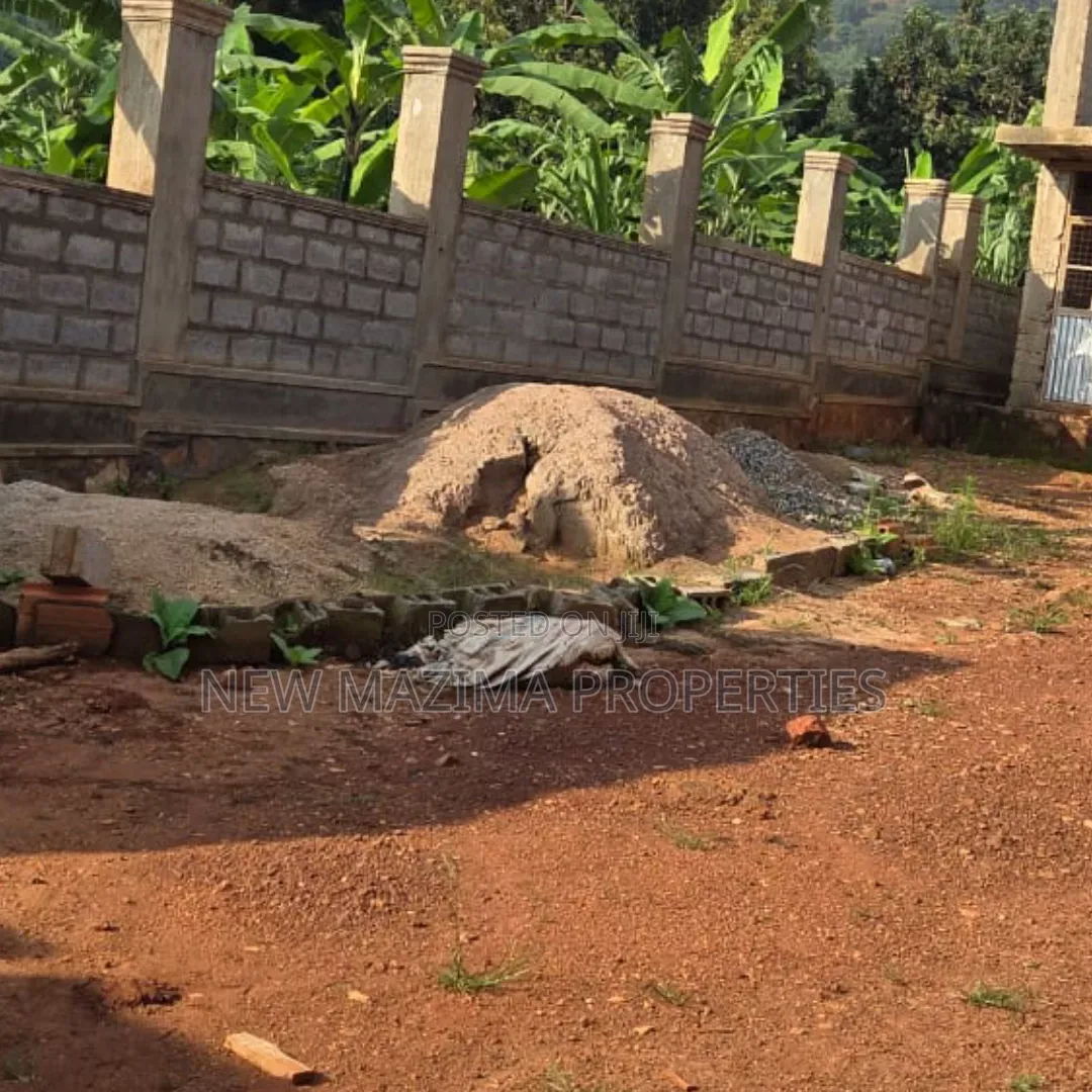 Semi Finished Double Stroy Home on 100 T X 50 T on Forced Sale in Kigo in Central Division