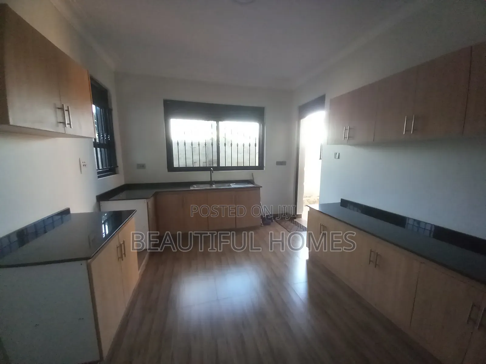 Furnished 3bdrm House in Kijabigyo, Kira for sale in Kira