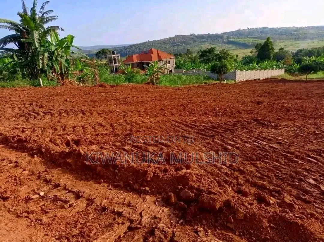 Titled Plots in Bukasa(Buloba) on Sentema Road in Bulenga