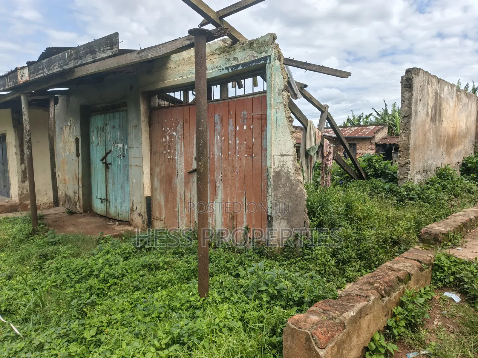 Commercial Plot on Sale in Ntorokorodi in Kyenjojo
