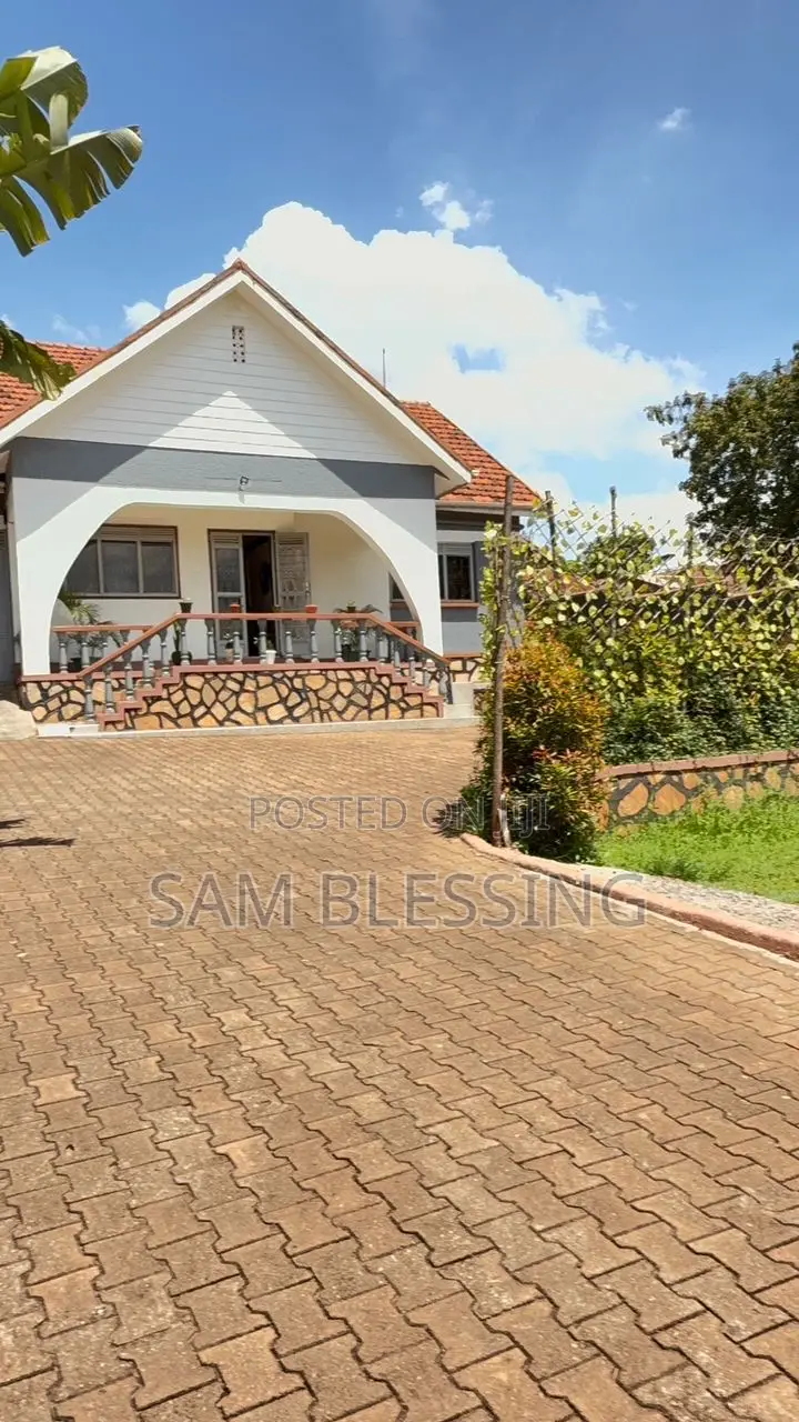 4bdrm House in Ntinde Residential, Nakawa for sale in Nakawa