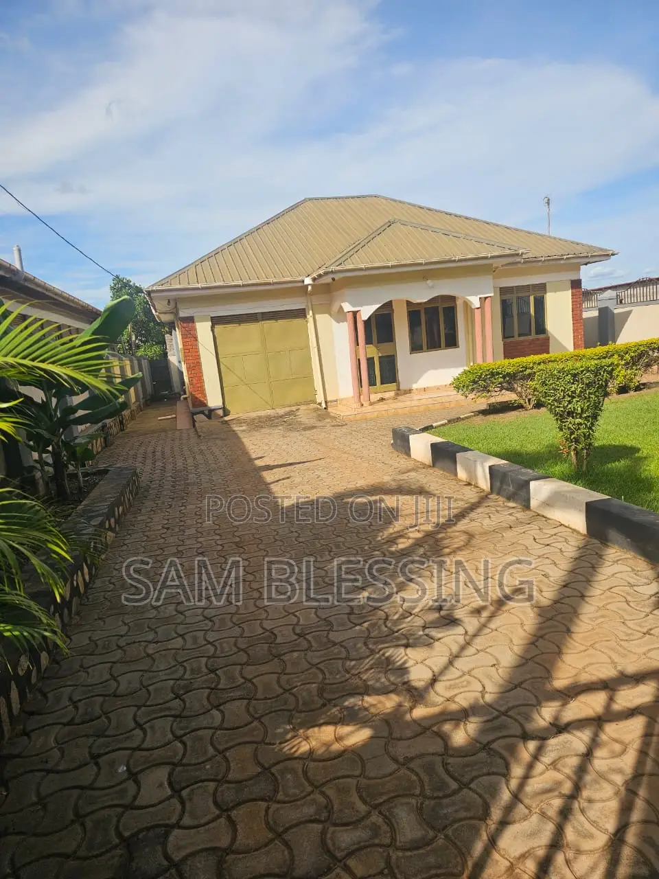 3bdrm House in Kajjansi Bweya, Ssabagabo-Makindye for sale in Ssabagabo-Makindye