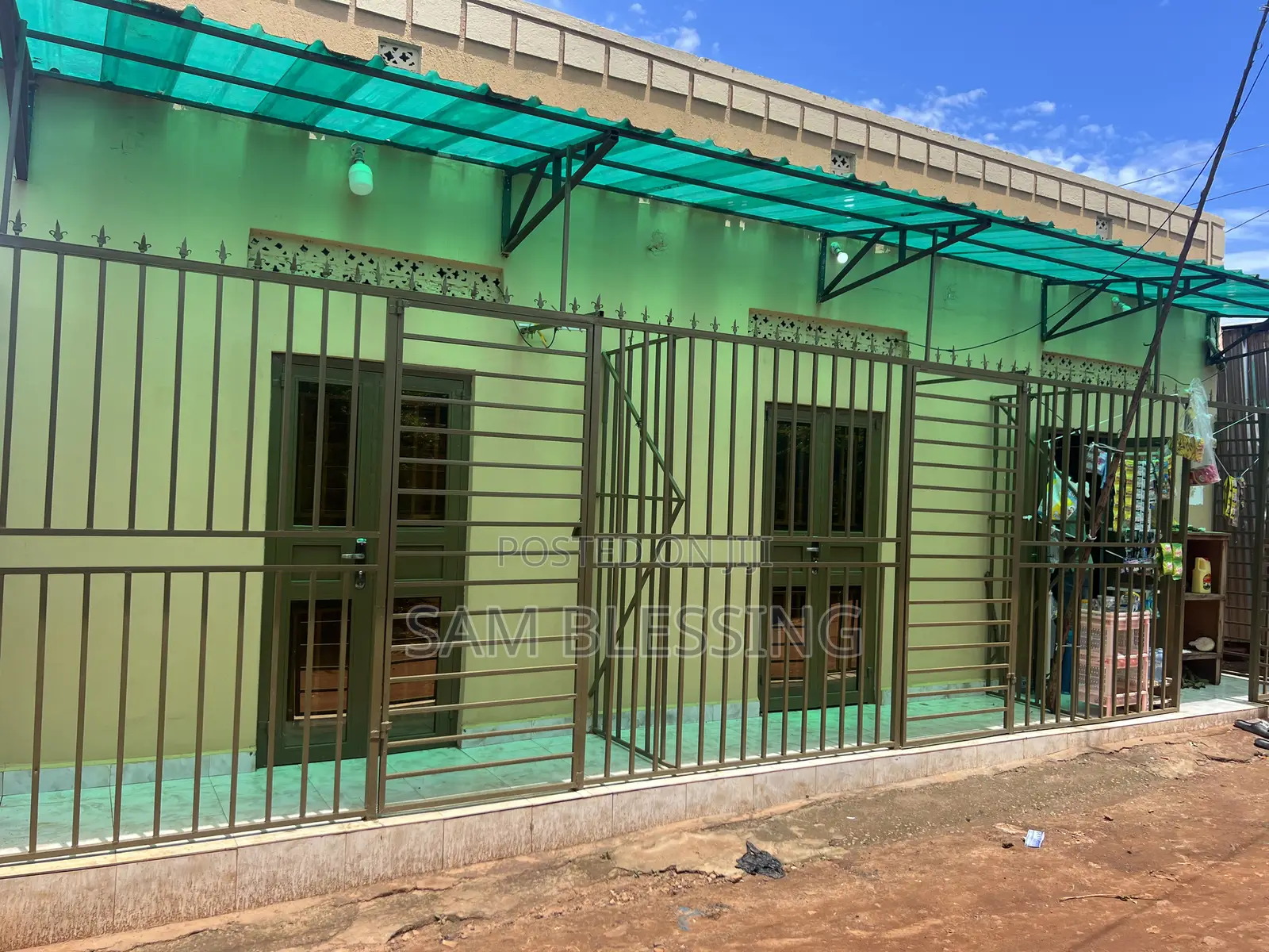 4bdrm Duplex in Gangu, Makindye for sale in Makindye