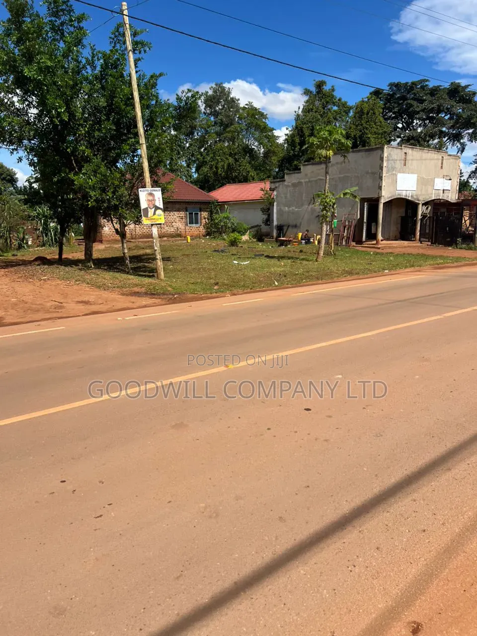 10 Decimals Commercial Plot of Land in Kitukutwe Kira on Main Tarmac in Central Division