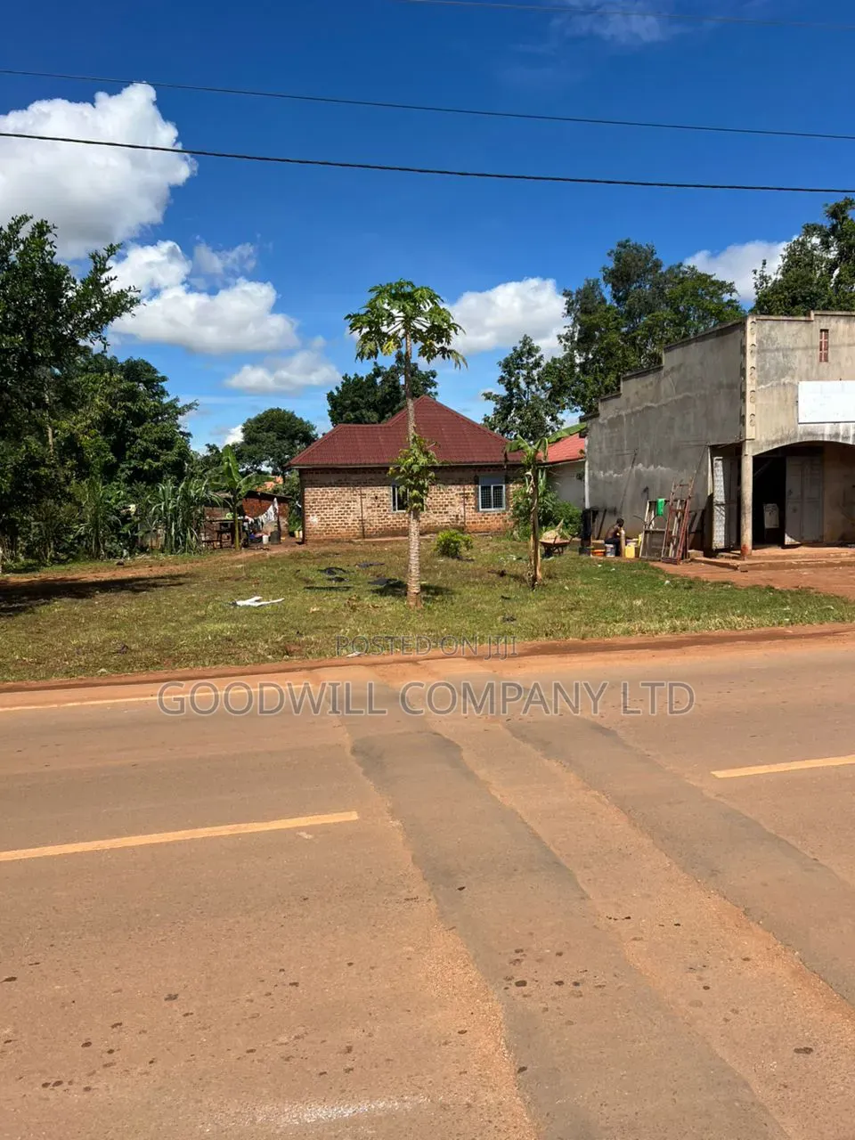 10 Decimals Commercial Plot of Land in Kitukutwe Kira on Main Tarmac in Central Division