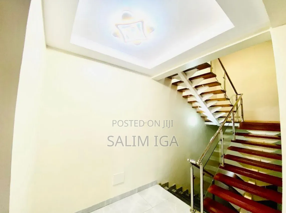 Furnished 4bdrm Block of Flats in Kololo Property, Central Division in Central Division