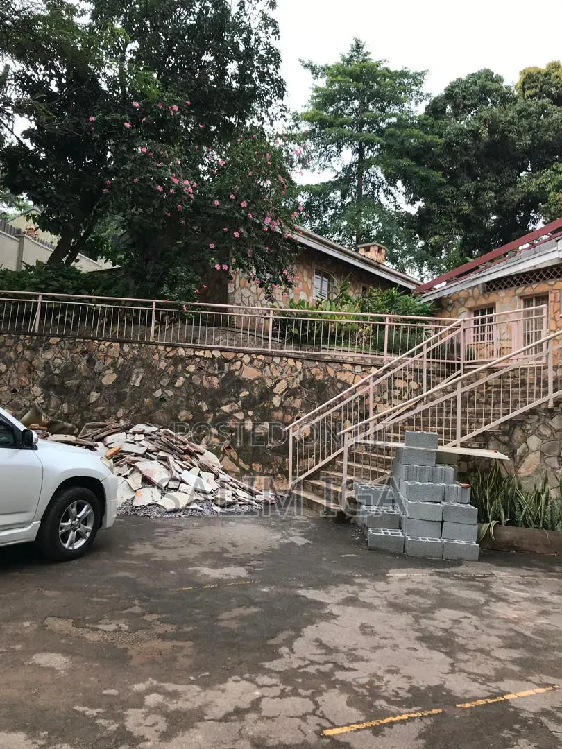 4bdrm Duplex in Kololo Property, Central Division for rent in Central Division