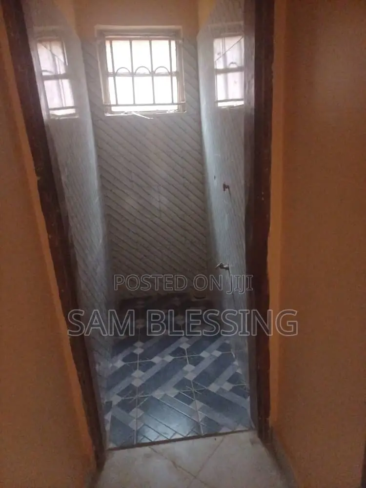 3bdrm House in Namasumba, Makindye for sale in Makindye