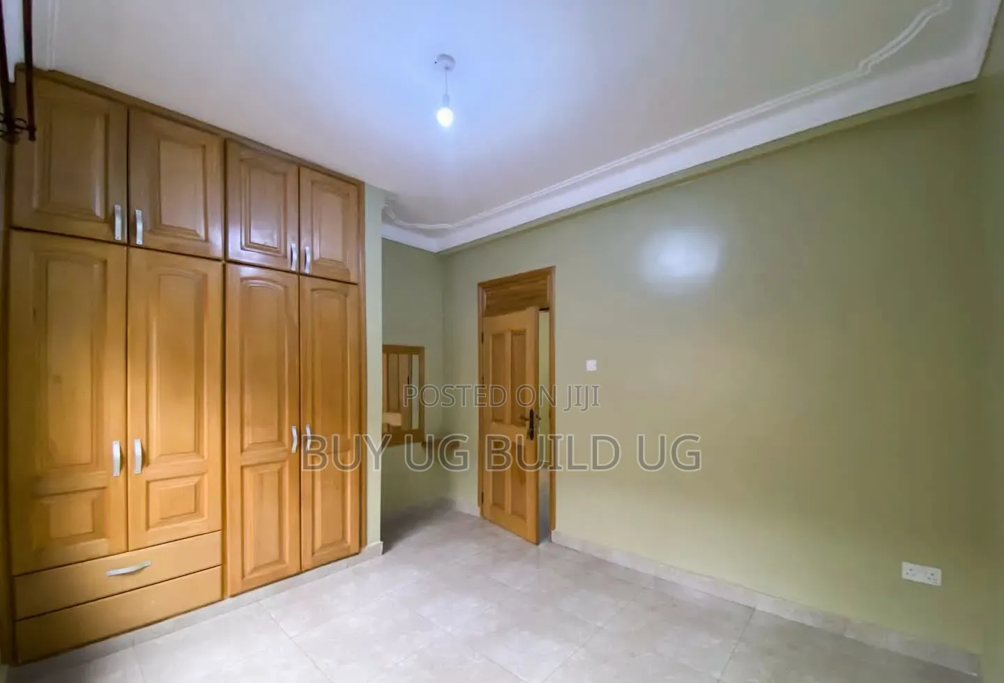 2bdrm House in Bweyogerer Town, Central Division for rent in Central Division