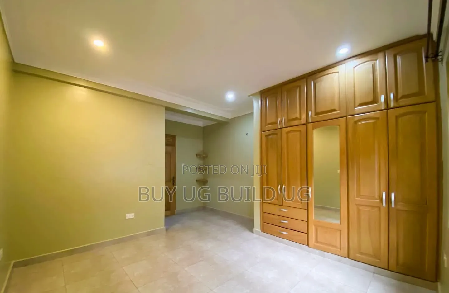 2bdrm House in Bweyogerer Town, Central Division for rent in Central Division