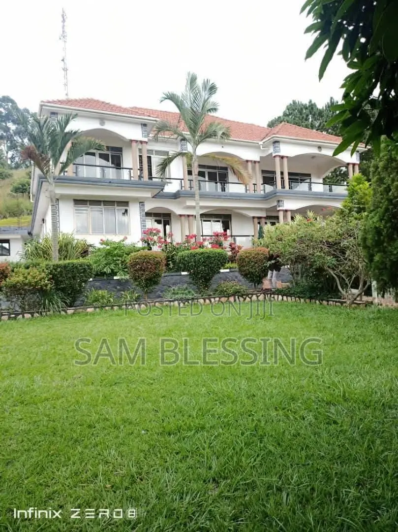 7bdrm Mansion in Kyegera, Central Division for sale in Central Division