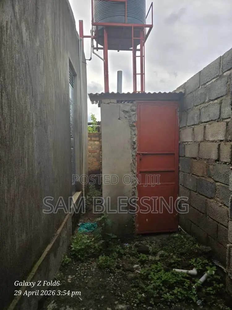 4bdrm Chalet in Konge Lukuli, Central Division for sale in Central Division