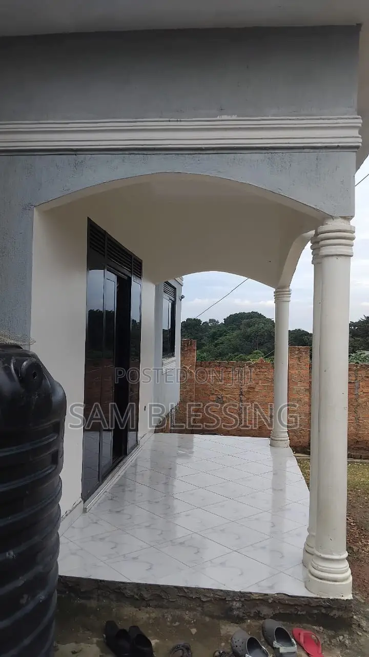 4bdrm House in Bujjoko Mityana, Nsangi for sale in Nsangi