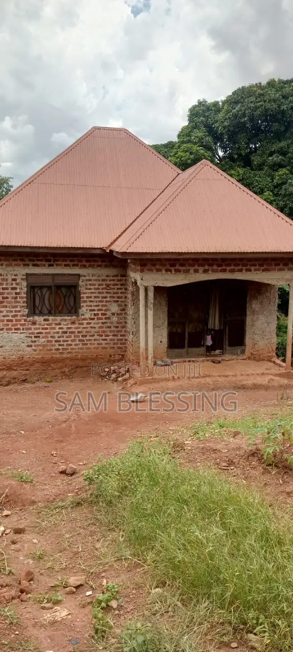 3bdrm House in Kireka Setema Road, Central Division for sale in Central Division