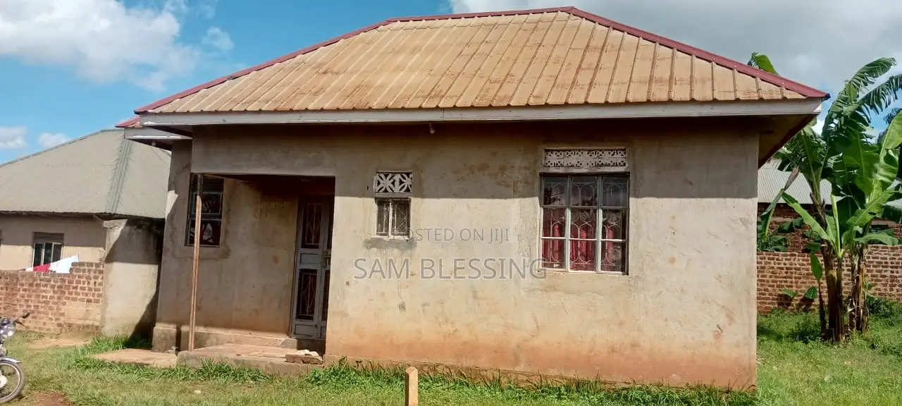 3bdrm House in Kireka Setema Road, Central Division for sale in Central Division