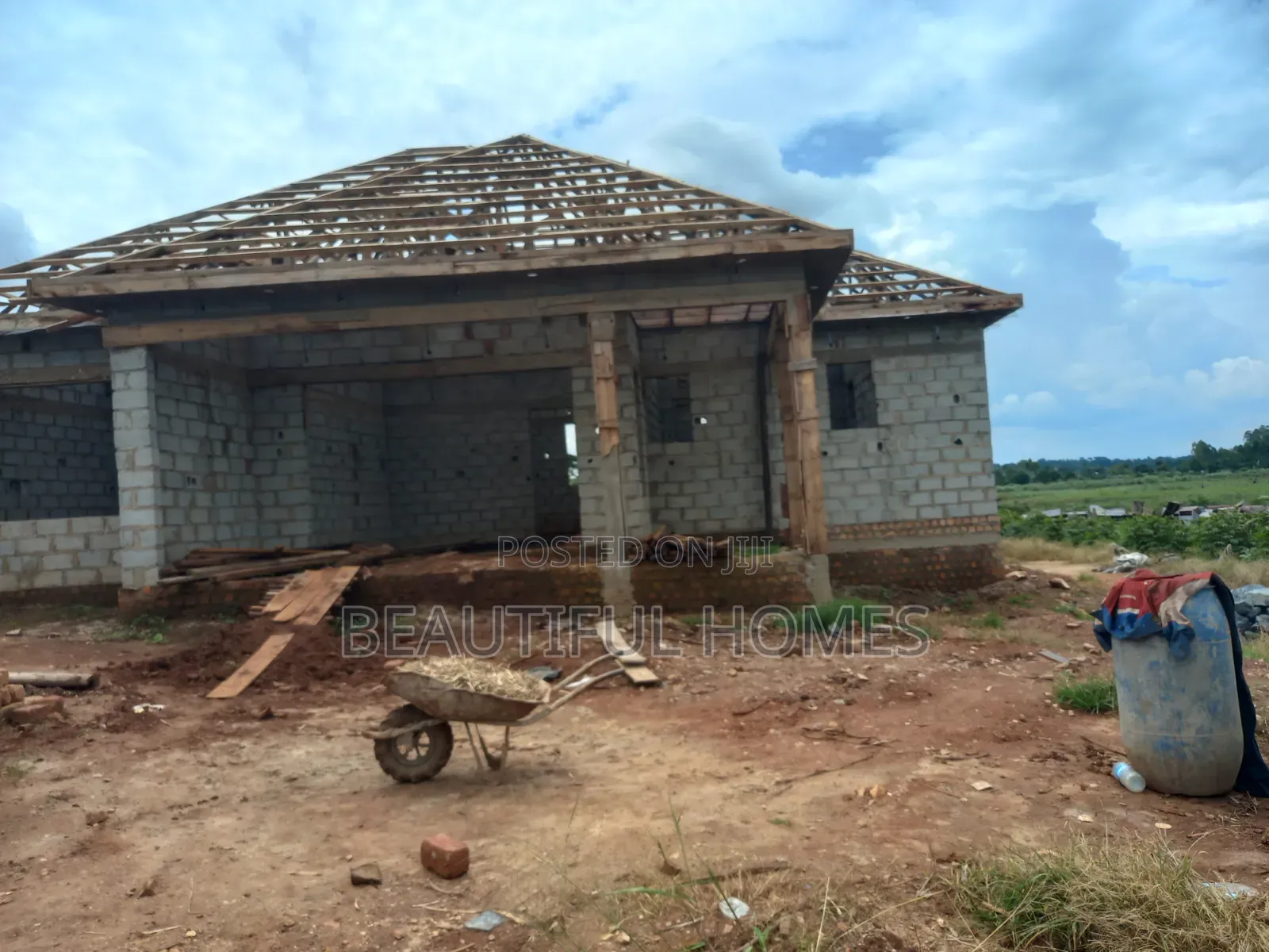 Furnished 4bdrm House in Kira for sale in Kira