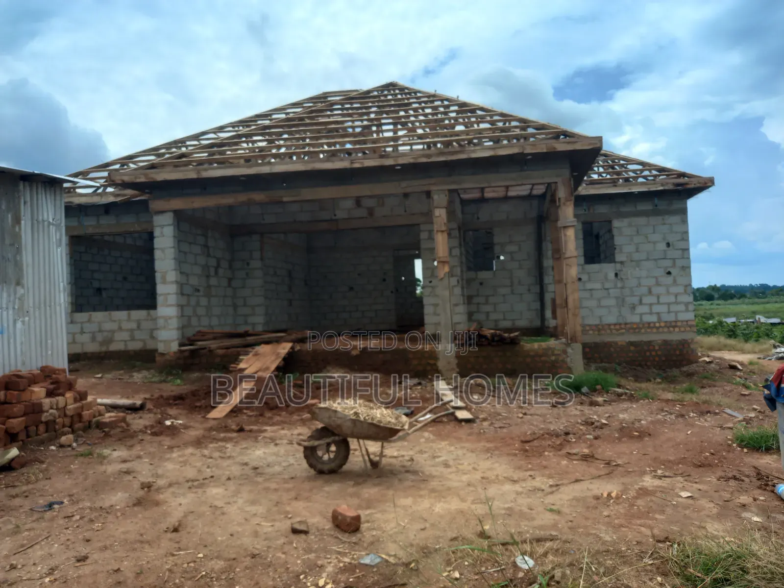Furnished 4bdrm House in Kira for sale in Kira