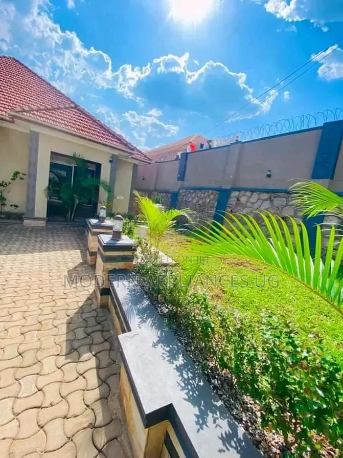 4bdrm House in Gayaza Nakwero, Central Division for sale in Central Division