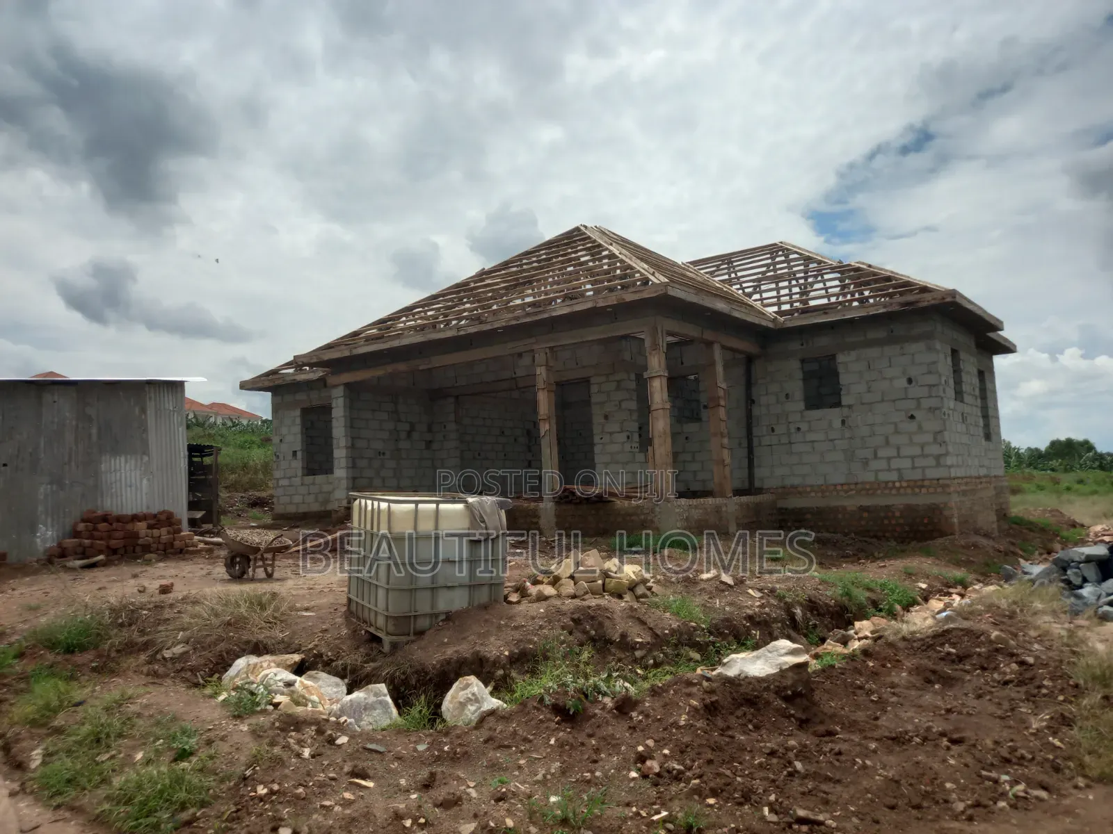 Furnished 4bdrm House in Kira for sale in Kira